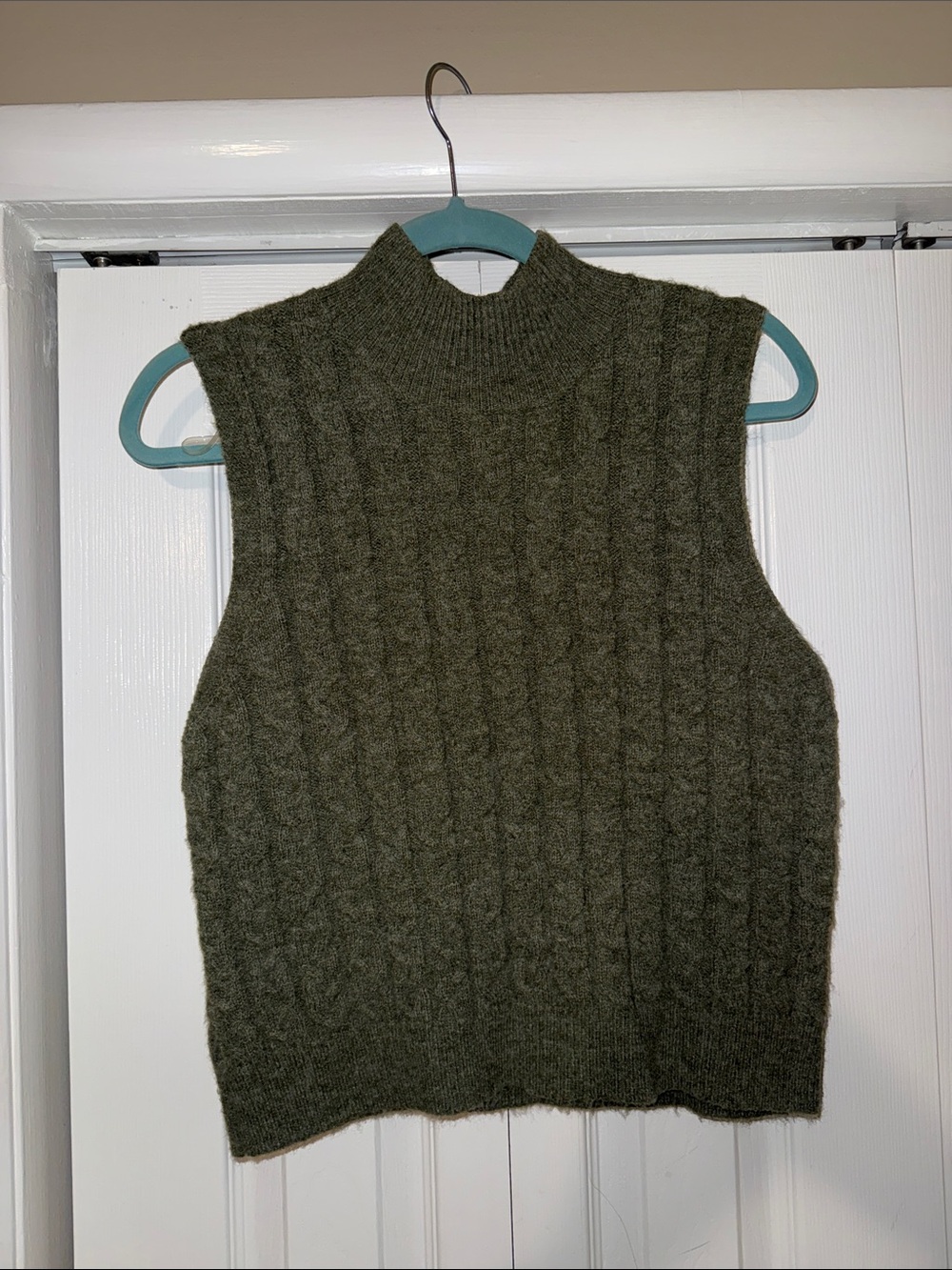 entro Olive Green Sleeveless Cable Knit Turtleneck Vest